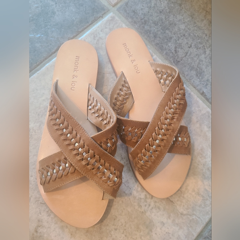 Monk & Lou sandals brown with silver woven accent leather womens 38 (7)